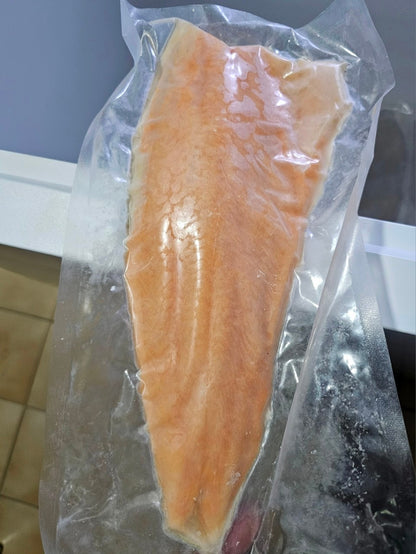 Qwehli Frozen Arctic Char 300-500g/pack (เนื้อปลาเทราต์)